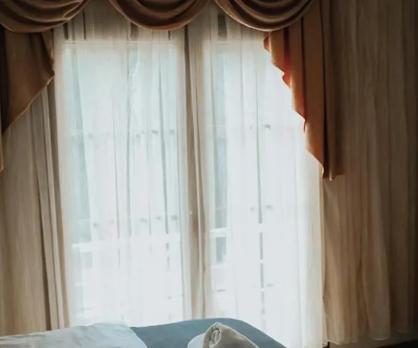 Отель Bahri Uzungoel