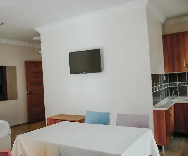 Bahri Uzungoel Трабзон